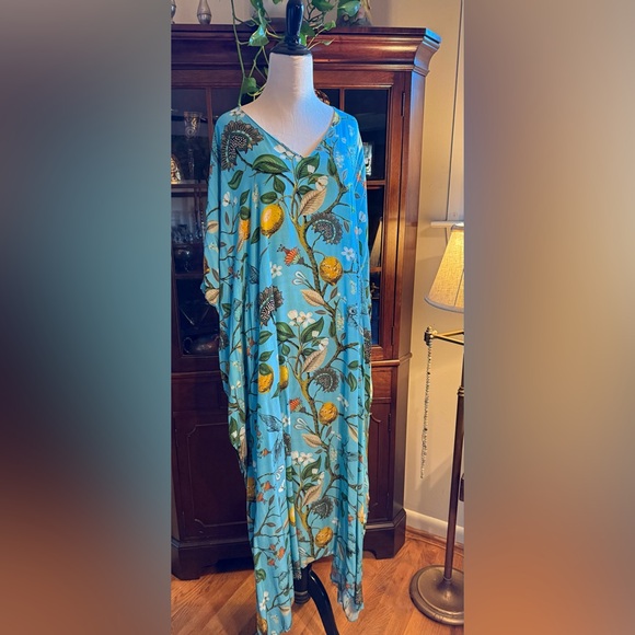 Turquoise Floral Maxi Dress with Lemon Print - Picture 3 of 5